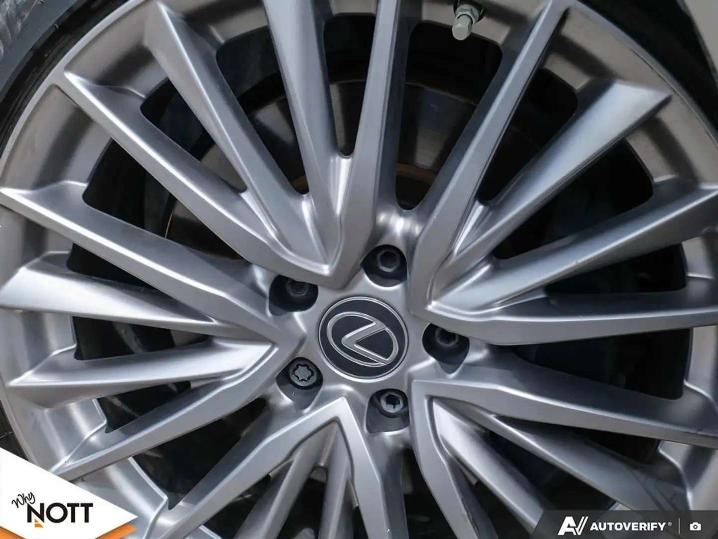 Lexus IS 300 AWD ���� �� �������� ���������� | Mobile.bg � ����������� 7