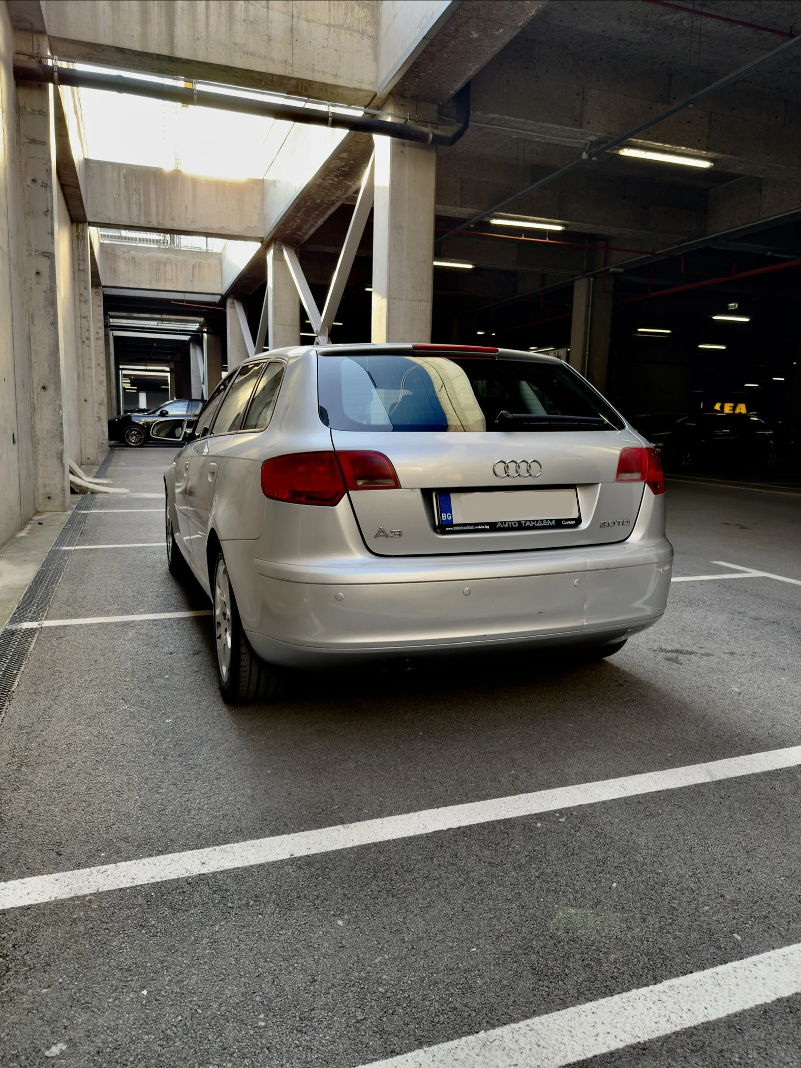 Audi A3 8P 2.0 TDI DSG, снимка 3 - Автомобили и джипове - 55775824