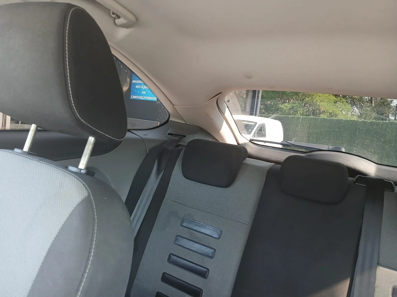 Ford Focus 1.6 TDCI, снимка 8 - Автомобили и джипове - 55798896