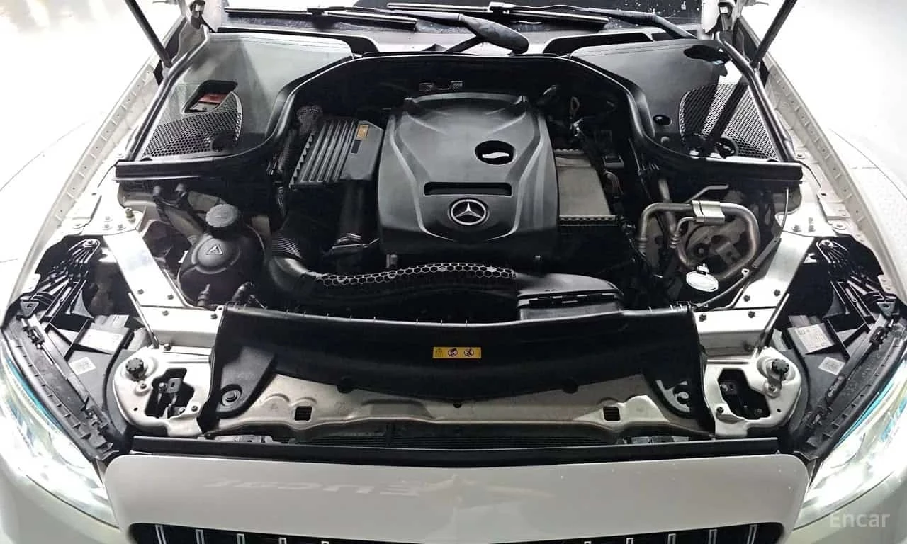 Mercedes-Benz E 300 300 AMG Line * ФИНАНСИРАНЕ, снимка 6 - Автомобили и джипове - 56259413