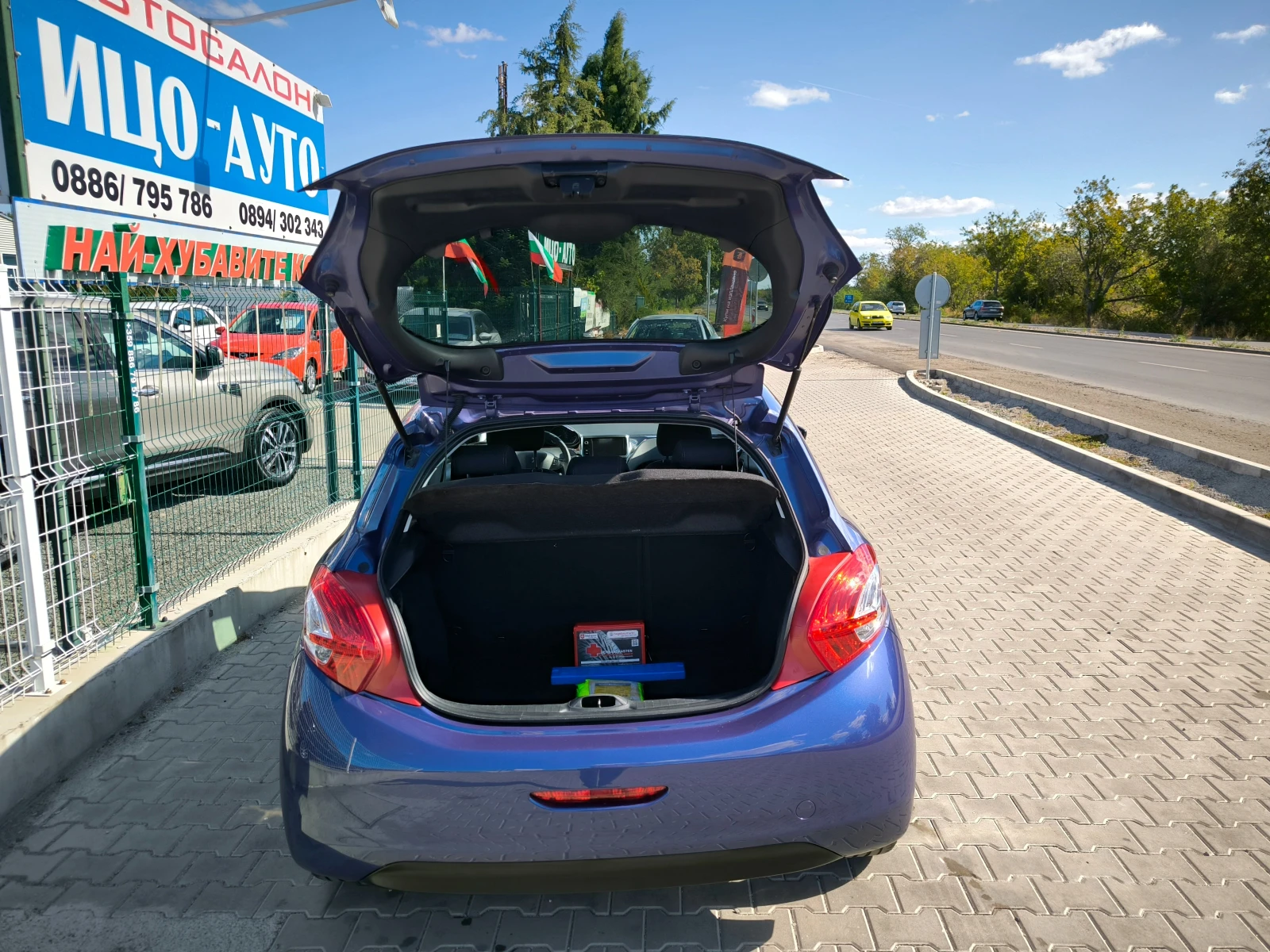 Peugeot 208 1, 6 HDi-110k.c.HAB�, LED, FACELiFT, EBPO 5B! | Mobile.bg � ����������� 16