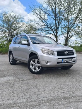������ Toyota Rav4