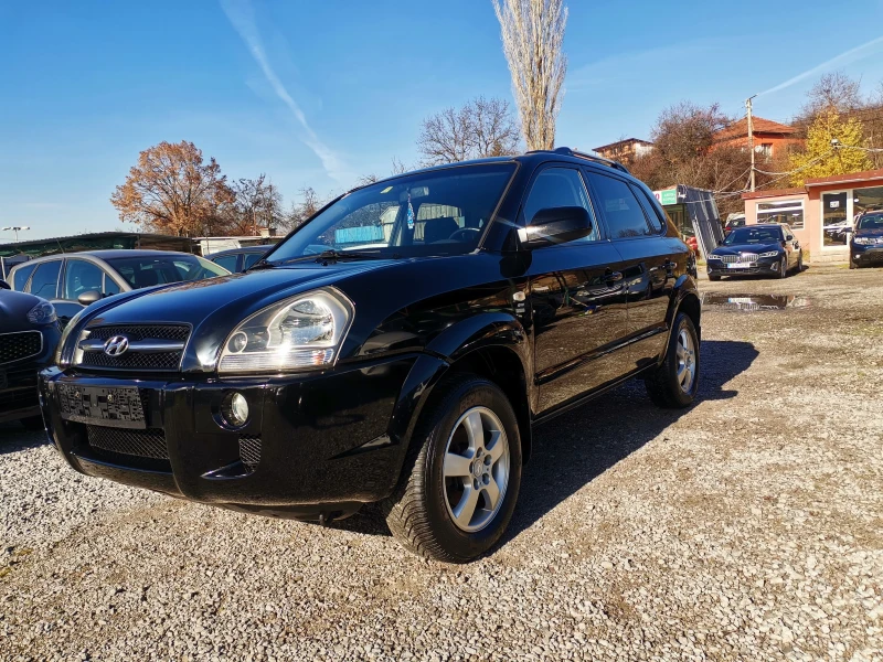 Hyundai Tucson 2.0I, снимка 2 - Автомобили и джипове - 52620831