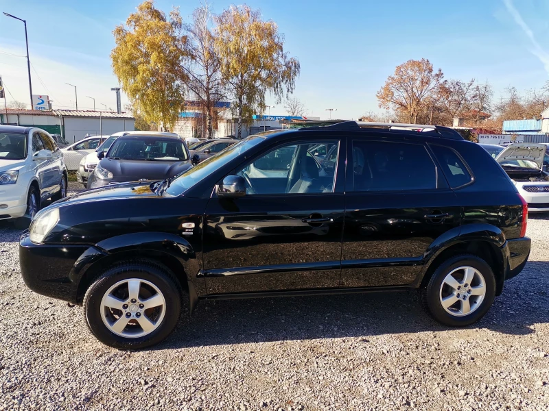 Hyundai Tucson 2.0I, снимка 5 - Автомобили и джипове - 52620831