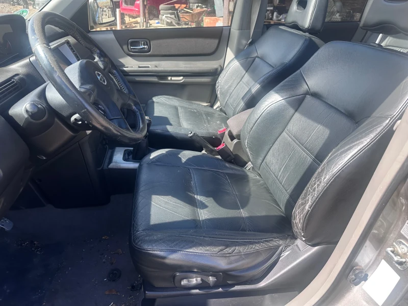 Nissan X-trail 2.2 di 136к.с., снимка 9 - Автомобили и джипове - 51948799