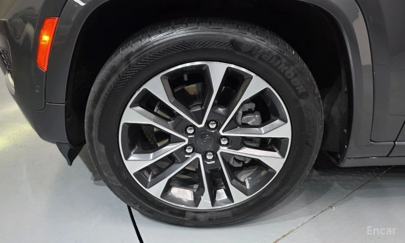 Jeep Grand cherokee, снимка 5 - Автомобили и джипове - 52979471