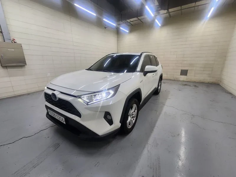 Toyota Rav4 2.5 2WD HYBRID, снимка 8 - Автомобили и джипове - 55048188
