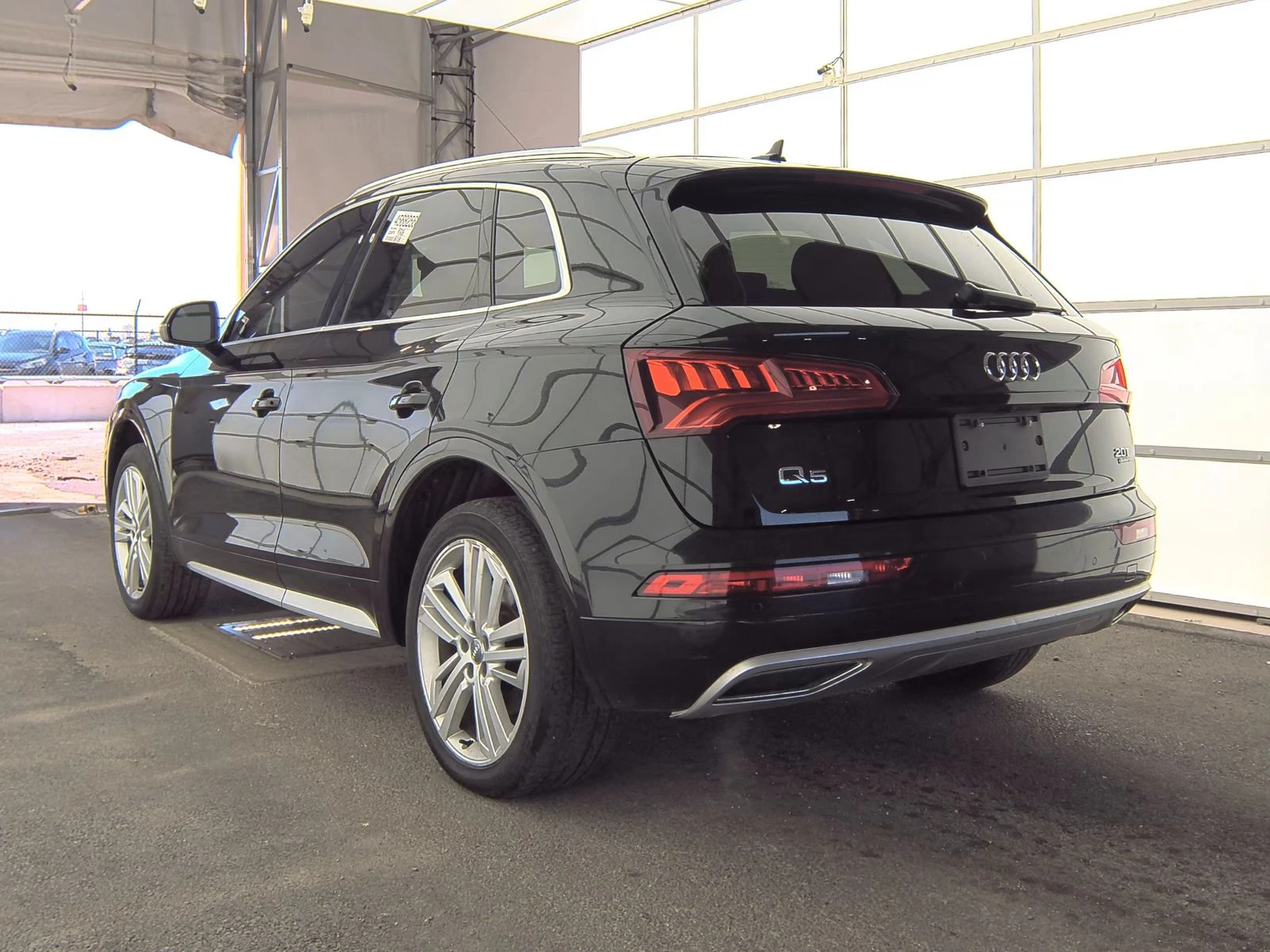 Audi Q5 Full LED* Диг.табло* Bang&Olufsen 3D* Пано* 8ZF*  - изображение 6