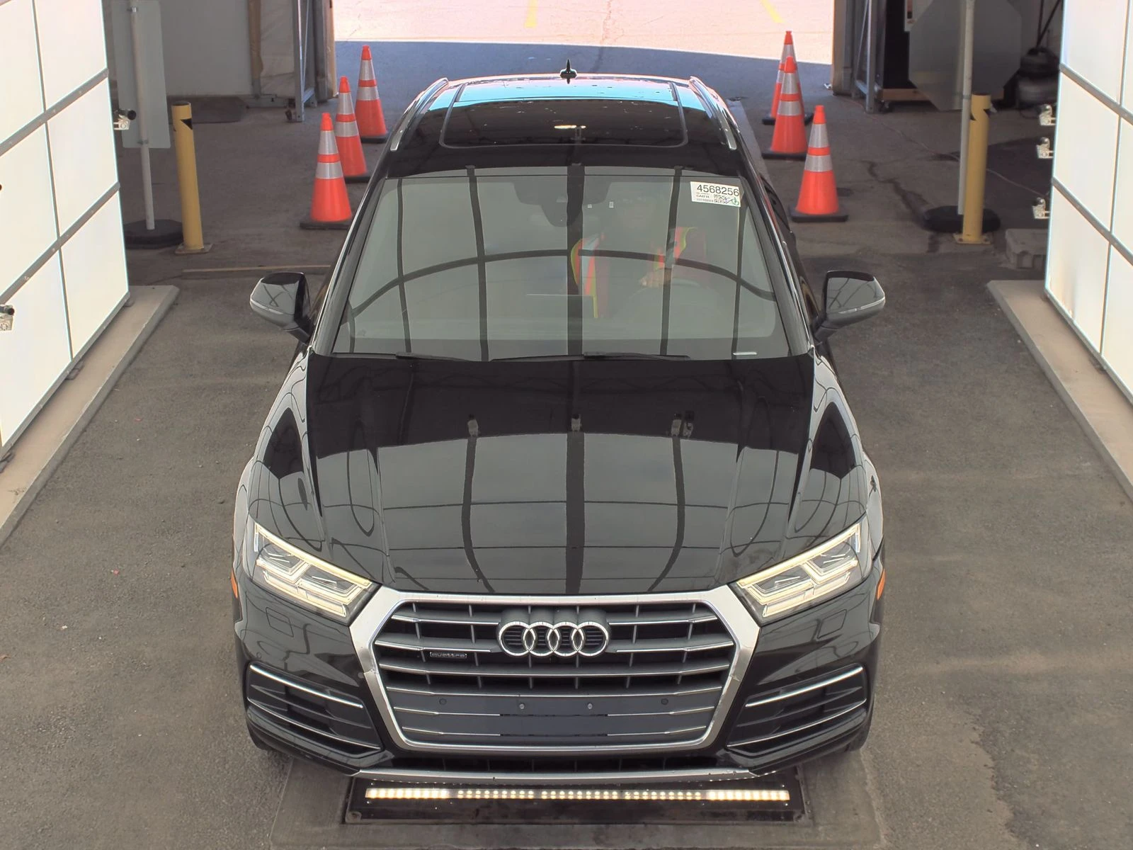 Audi Q5 Full LED* Диг.табло* Bang&Olufsen 3D* Пано* 8ZF*  - изображение 2