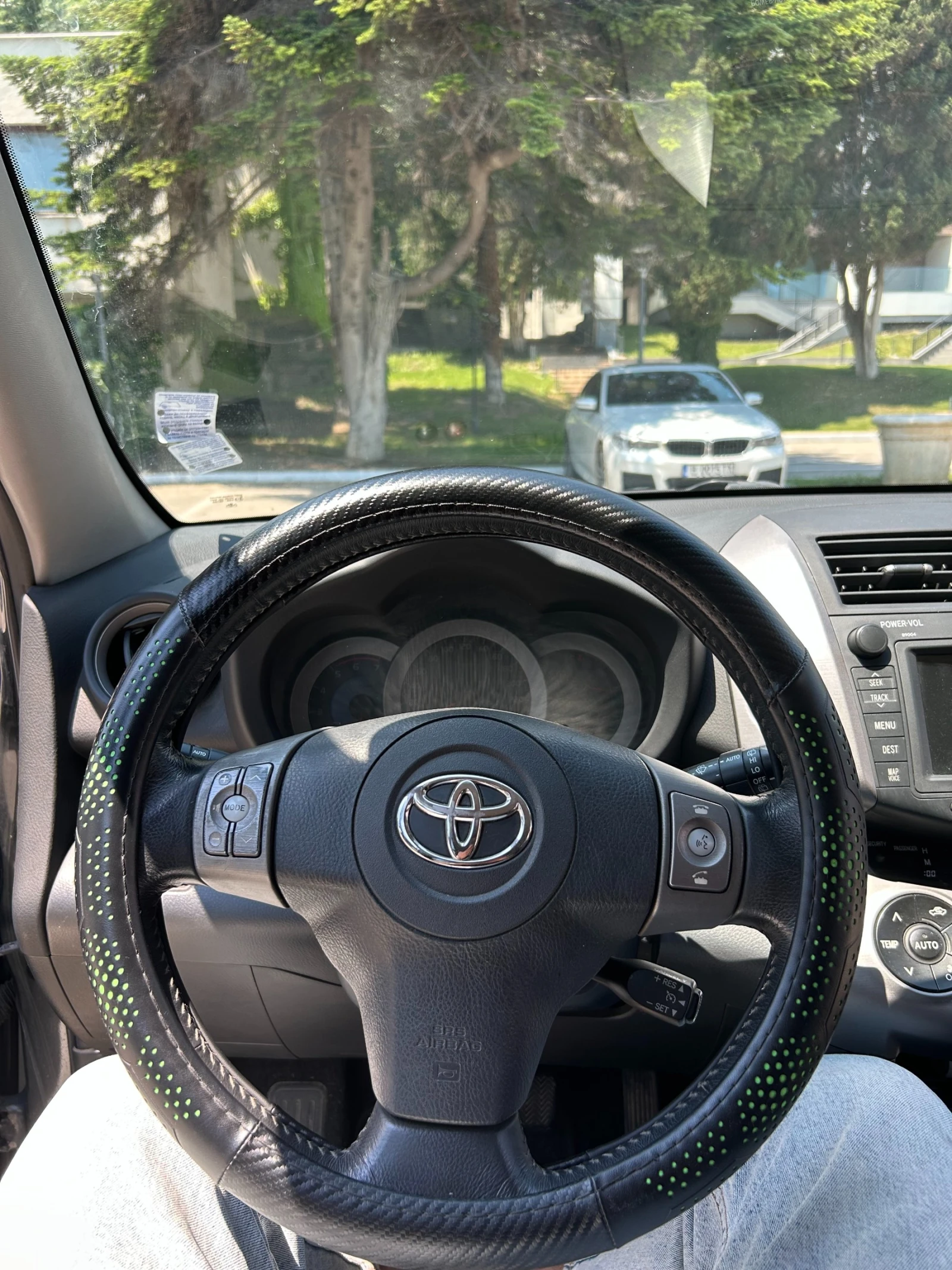 Toyota Rav4  - изображение 8