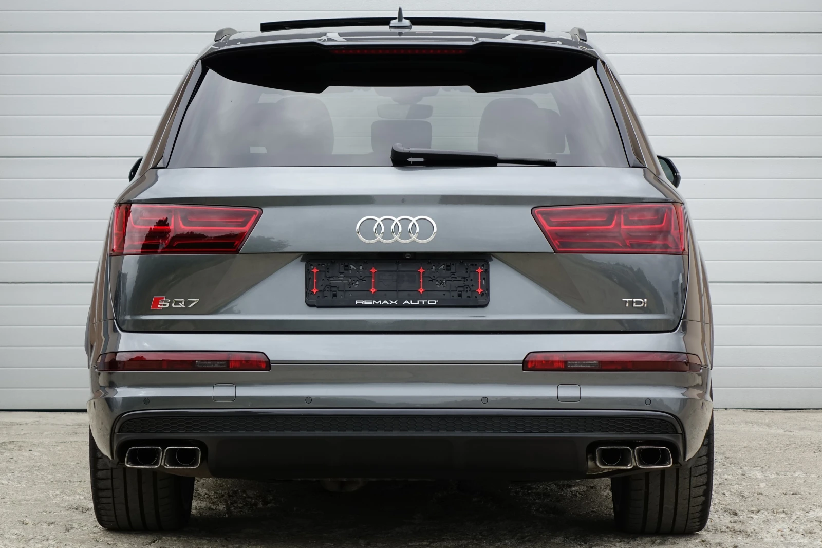 Audi SQ7 3XS-LINE* RS* LED LIGHTS* PANO* 360*  - изображение 8