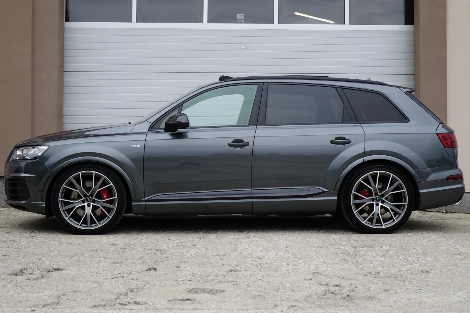 Audi SQ7 3XS-LINE* RS* LED LIGHTS* PANO* 360*  - изображение 3
