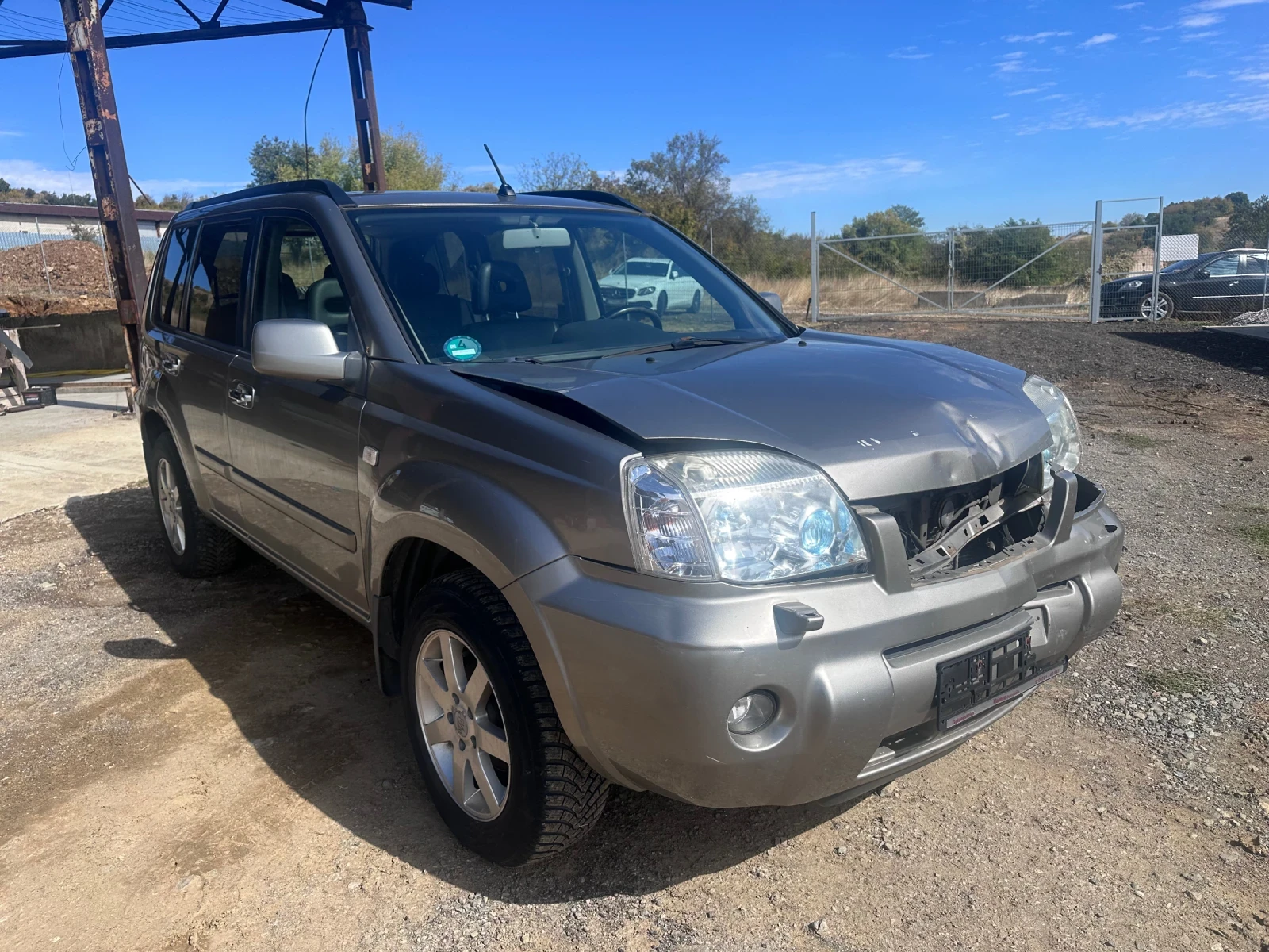Nissan X-trail 2.2 di 136к.с. - изображение 3
