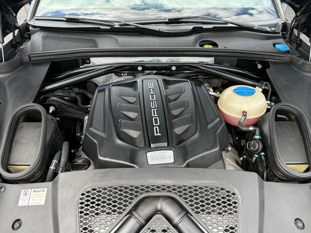 Porsche Macan S * HeadUp* AвтоКредит* (ЦЕНА ДО БГ) - изображение 6