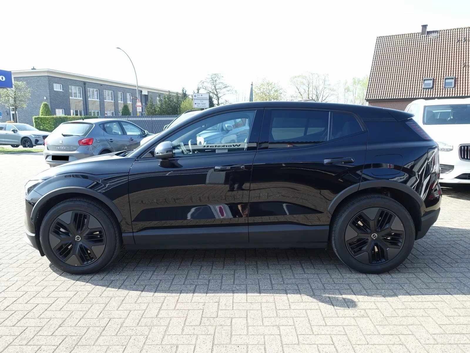 Volvo EX30 Cross Country Ultra Twin Motor Performance | Mobile.bg � ����������� 7