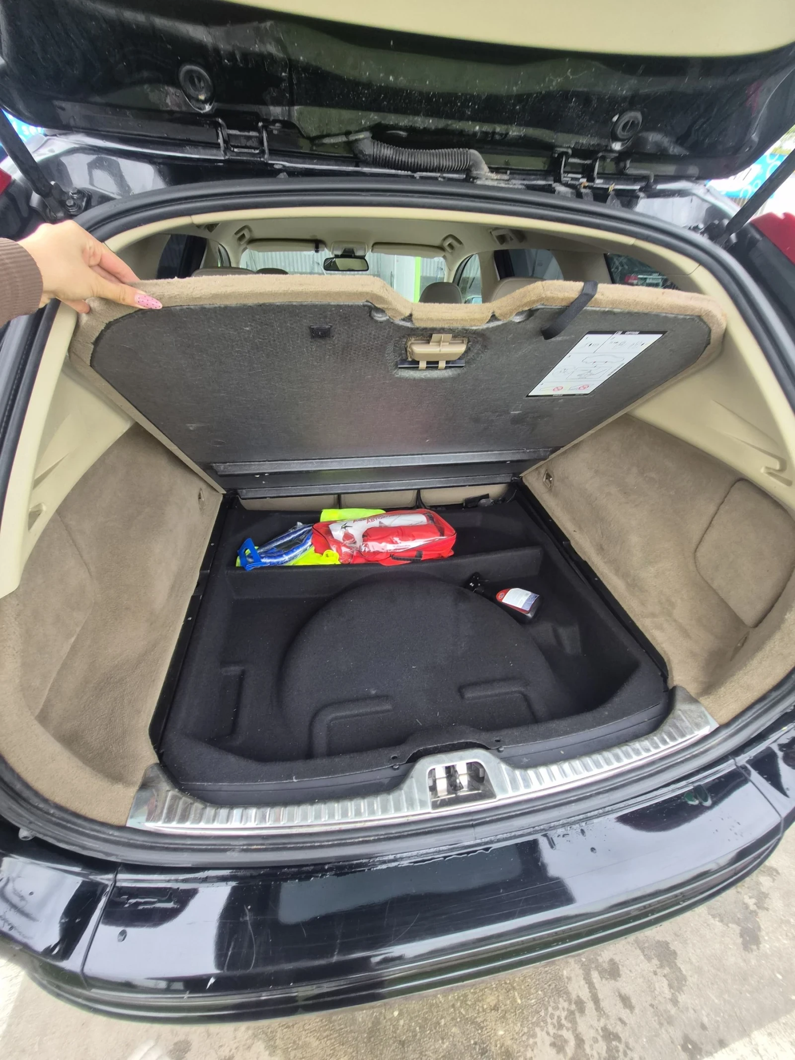 Volvo XC60, снимка 13 - Автомобили и джипове - 54549296