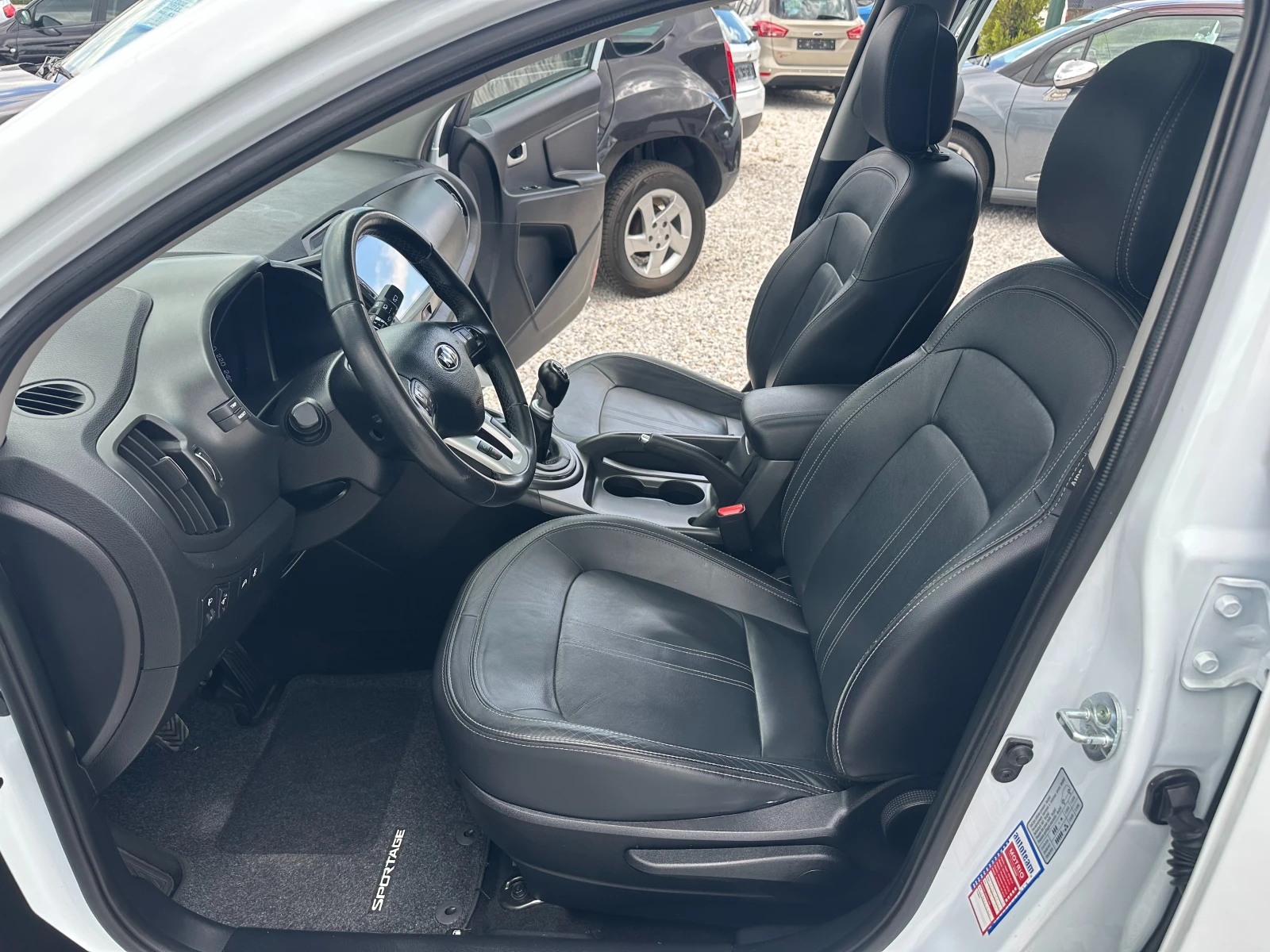 Kia Sportage 1.7CRDI* NAVI* LED* TOP, снимка 12 - Автомобили и джипове - 54862757