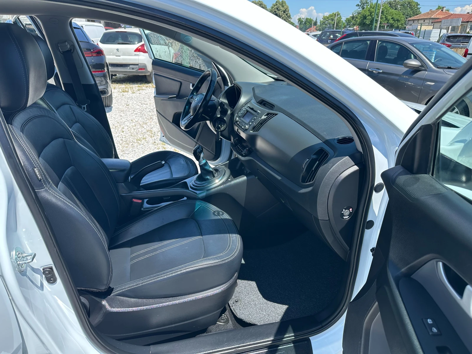 Kia Sportage 1.7CRDI* LED* TOP, снимка 7 - Автомобили и джипове - 54862757