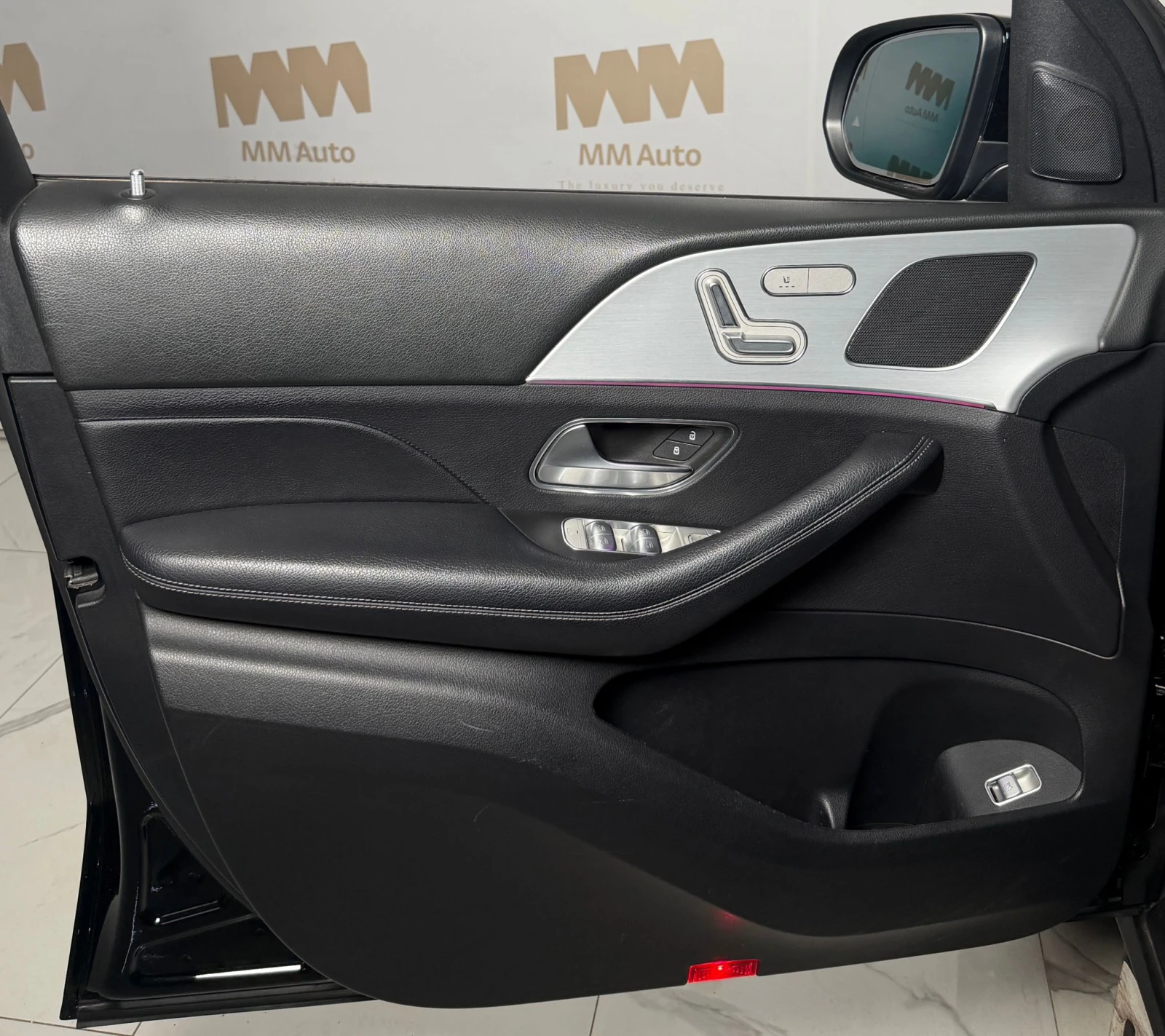 Mercedes-Benz GLE 350 d* 4Matic* AMG* Camera* LED, снимка 6 - Автомобили и джипове - 54953595