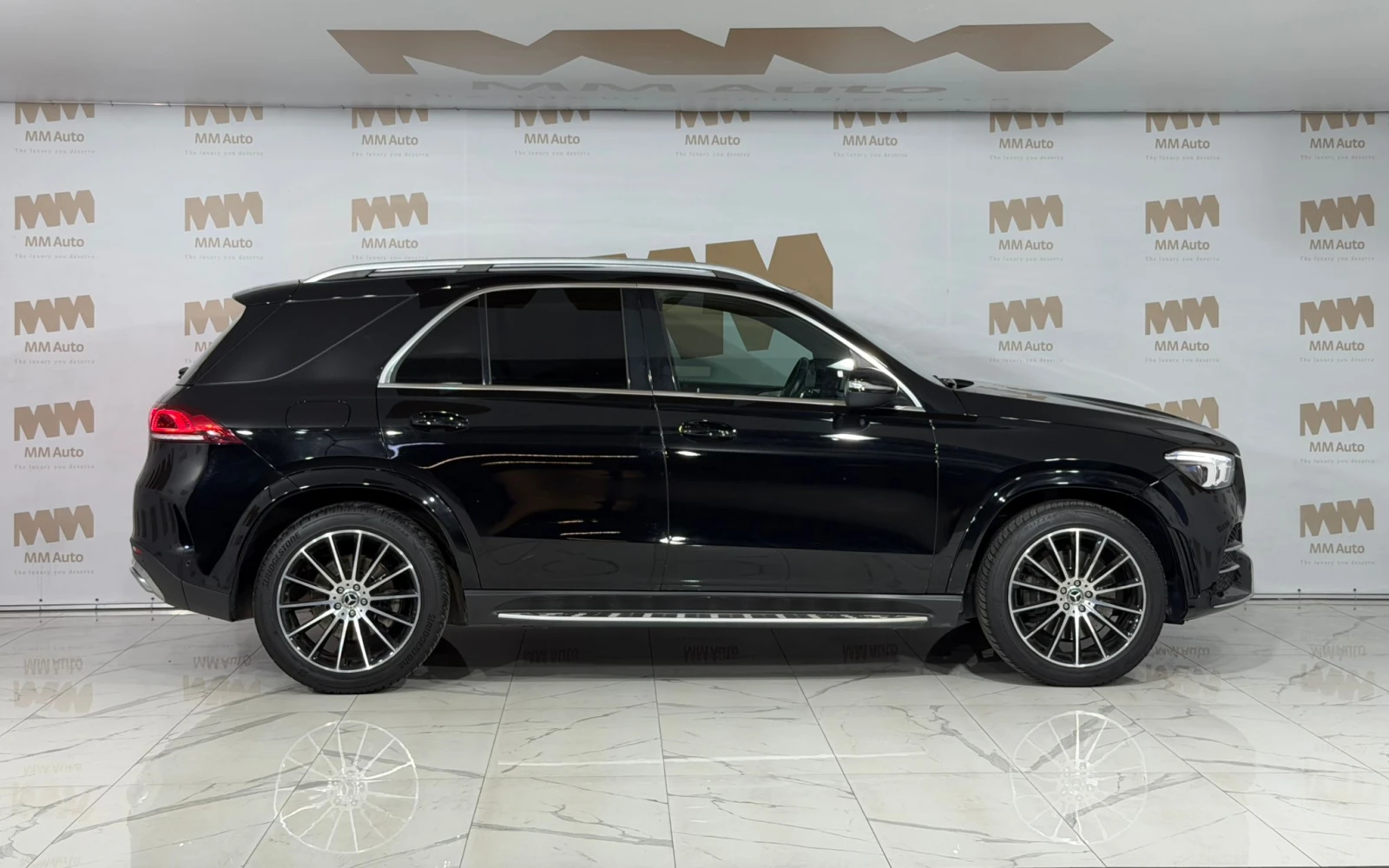 Mercedes-Benz GLE 350 d* 4Matic* AMG* Camera* LED, снимка 2 - Автомобили и джипове - 54953595