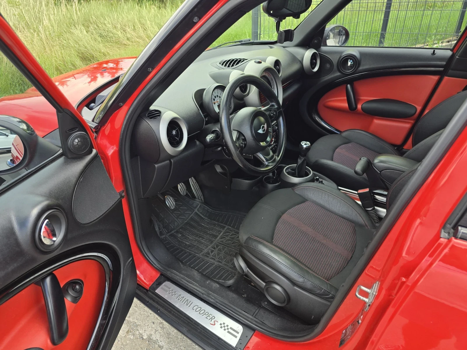 Mini Countryman S/PANORAMA/CARBON PACK, снимка 7 - Автомобили и джипове - 55100857