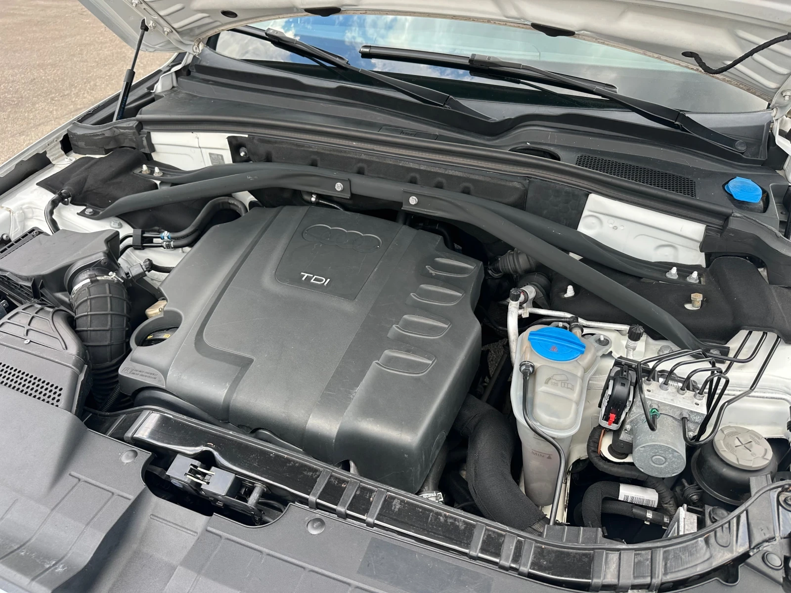 Audi Q5 2.0TDI ITALY, снимка 16 - Автомобили и джипове - 55880668