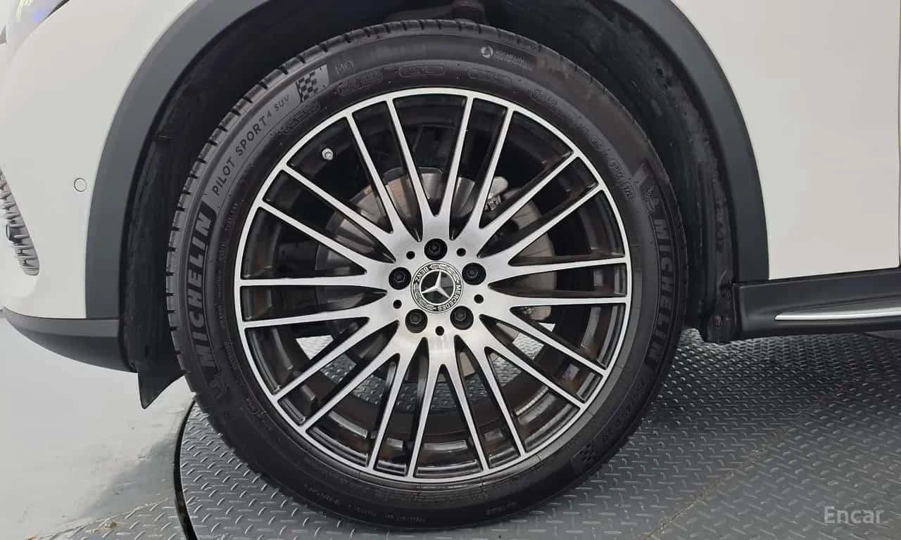 Mercedes-Benz GLC * GLC300 4MATIC Avnatgarde Coupe * , снимка 5 - Автомобили и джипове - 56295499