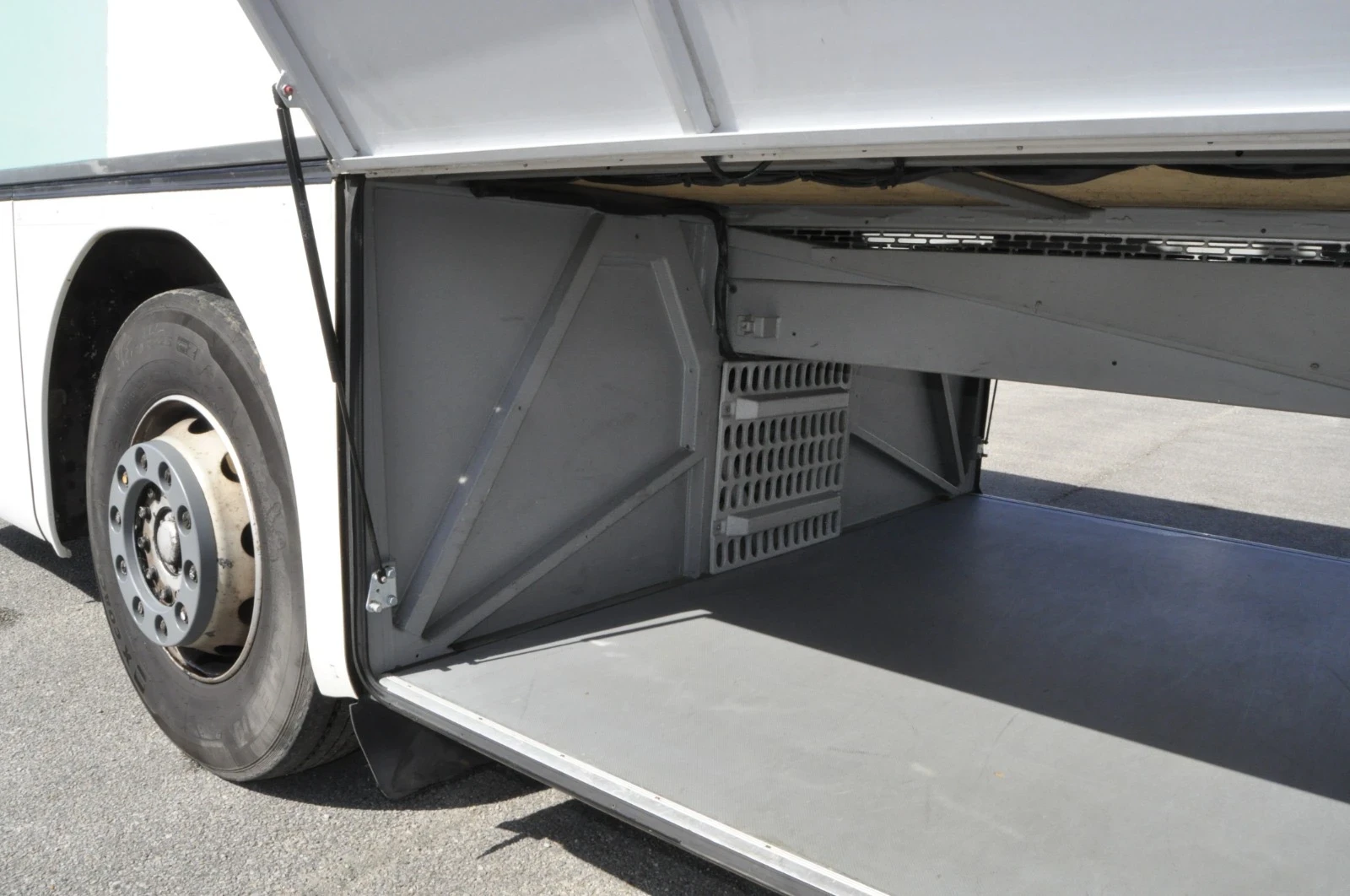 Setra S 315H KLIMA, 6-СКОРОСТИ, снимка 12 - Бусове и автобуси - 54195160