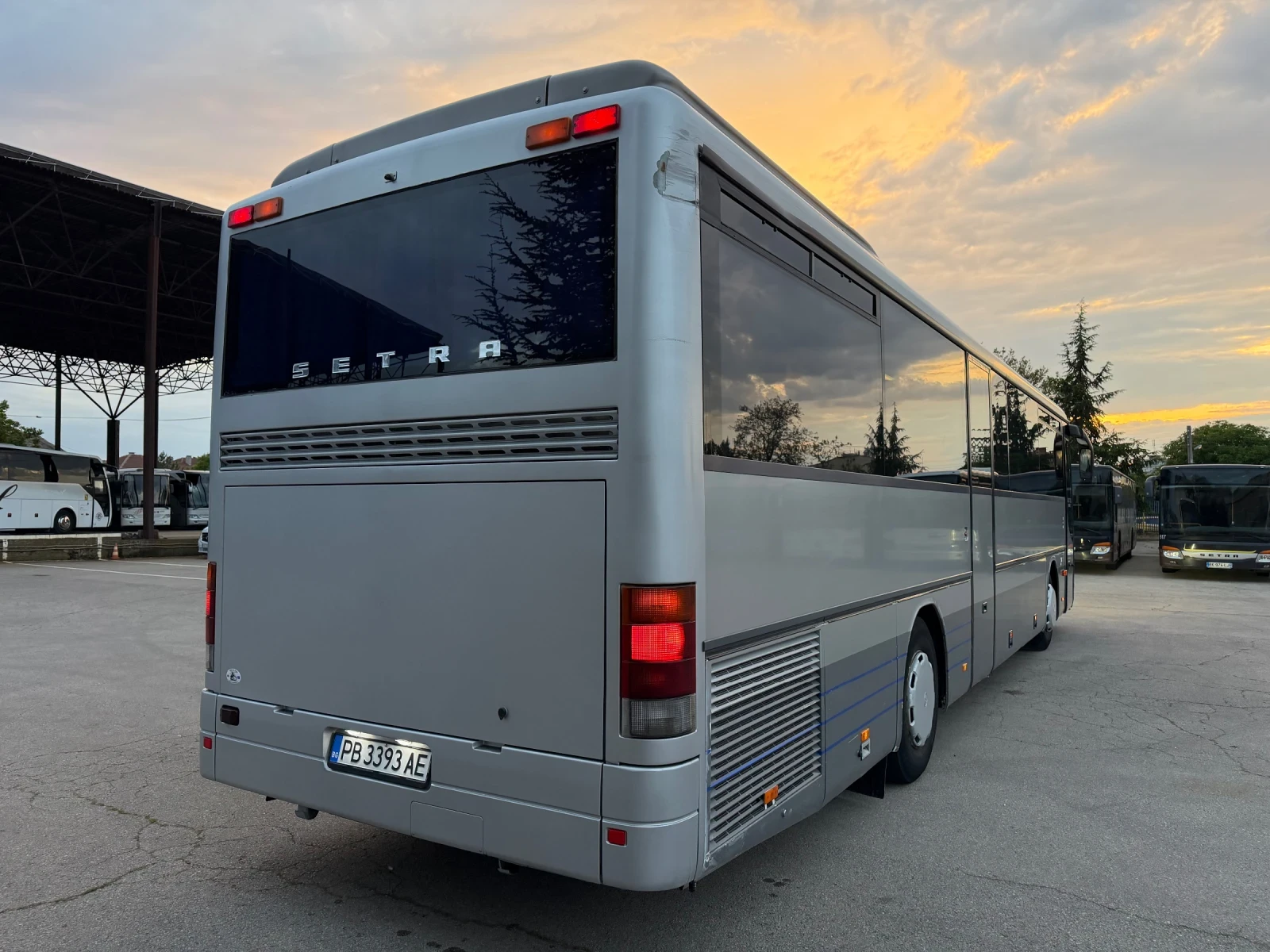Setra S 315H KLIMA, 59места 6-СКОРОСТИ, снимка 3 - Бусове и автобуси - 54195160