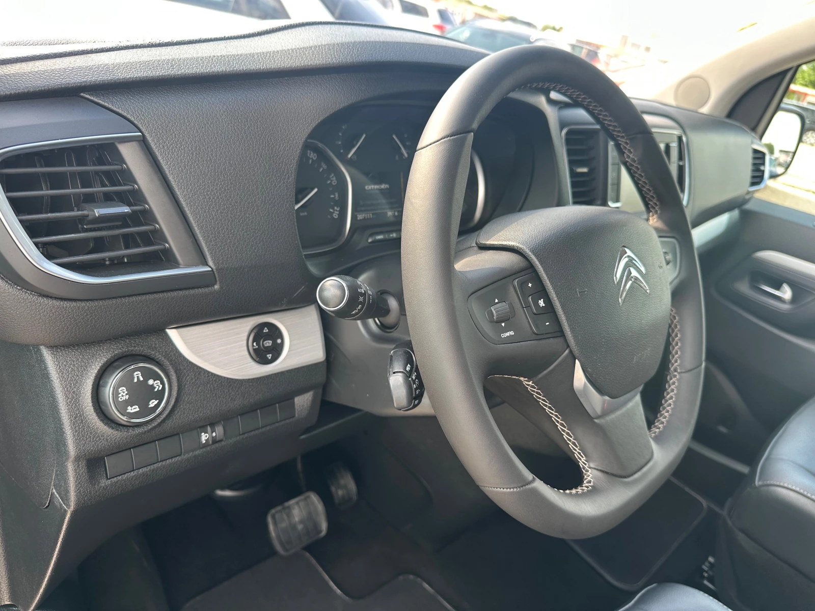 Citroen Jumpy 2.0hdi 177кс автомат 7+ 1, снимка 16 - Бусове и автобуси - 55485025