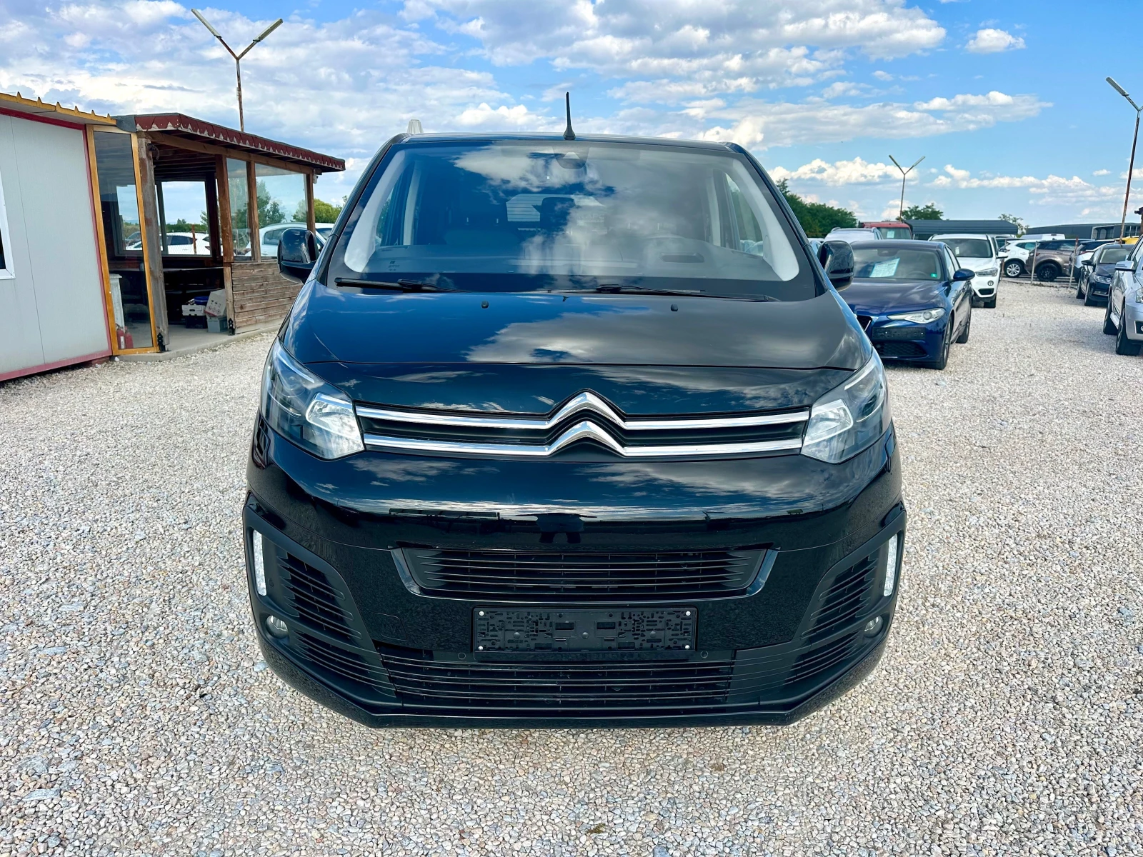 Citroen Jumpy 2.0hdi 177кс автомат 7+ 1, снимка 2 - Бусове и автобуси - 55485025