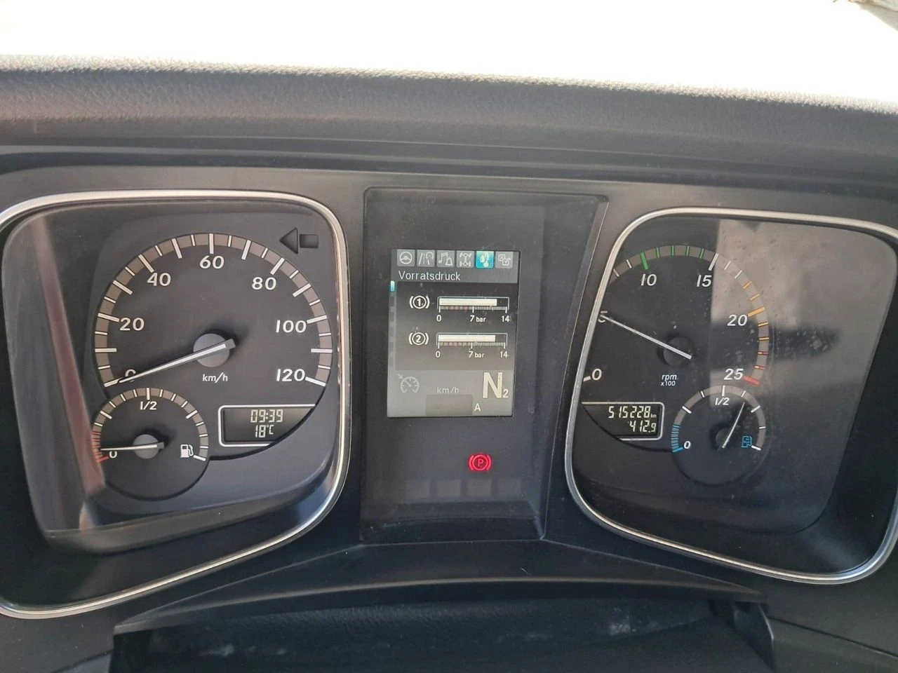 Mercedes-Benz Actros 2651, Самосвал тристранен, , , 6Х2, , , , ВНОС, снимка 11 - Камиони - 54241370