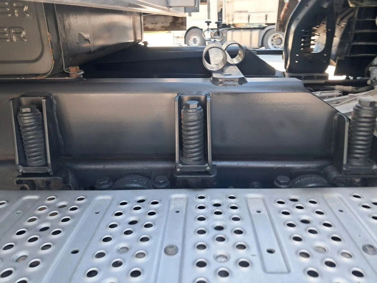 Mercedes-Benz Actros 2651, Самосвал тристранен, , , 6Х2, , , , ВНОС, снимка 16 - Камиони - 54241370