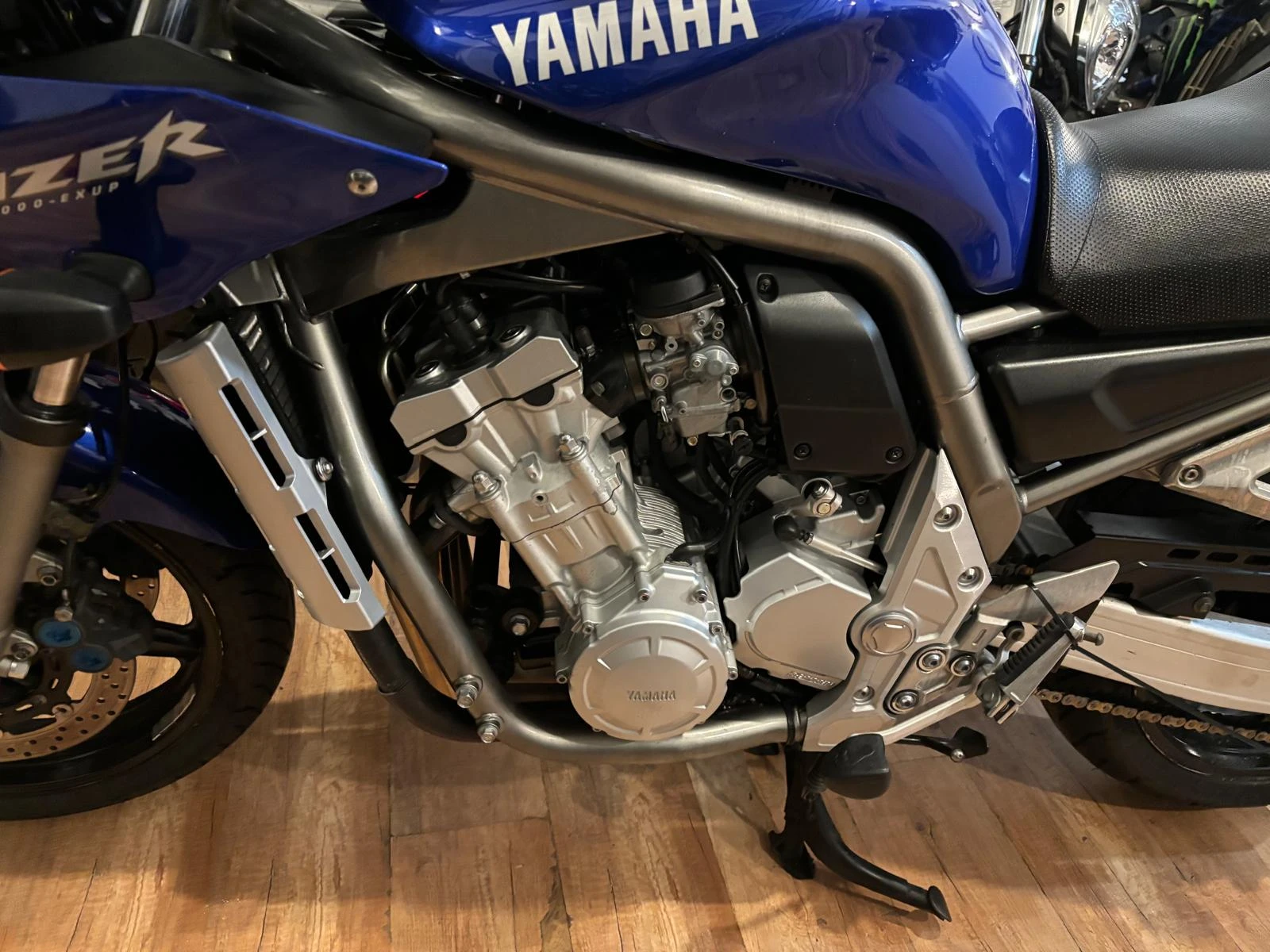 Yamaha Fazer 1000 - изображение 4