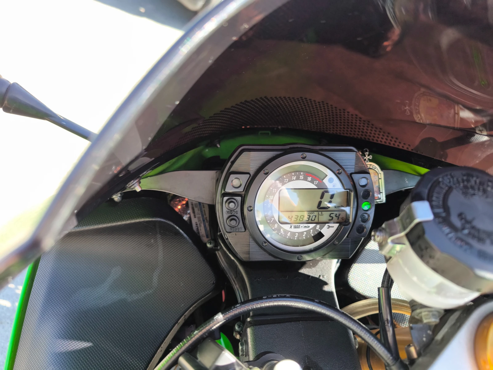 Kawasaki Ninja 636 - изображение 3