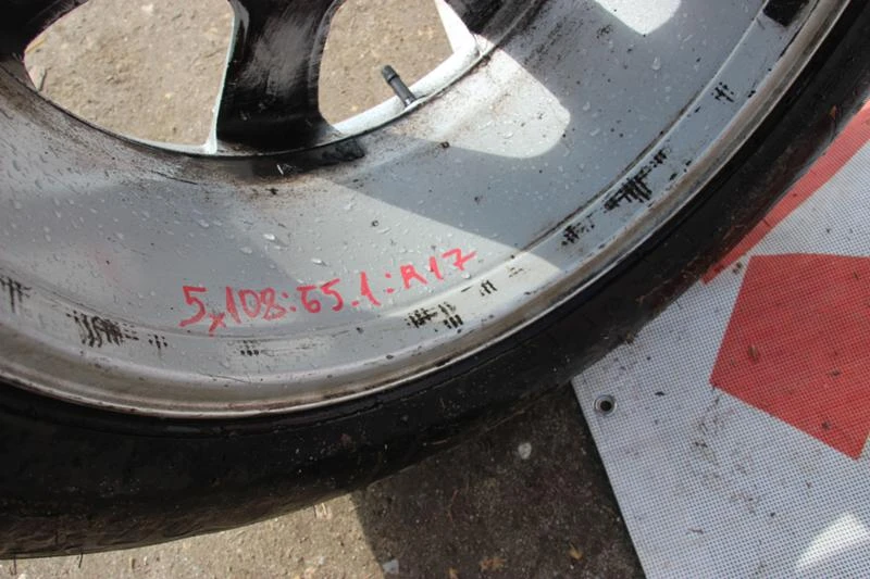 ���� � ������ 235/65R17 | Mobile.bg � ����������� 5