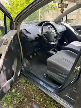 Toyota Yaris 1.3 VVT-i, снимка 5