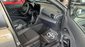 Toyota Yaris Cross Hybrid AWD-I Chic - 60990 лв. - 24419715 8