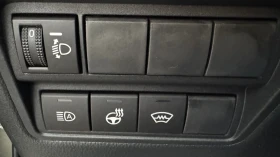 Toyota Yaris Cross Hybrid AWD-I Chic - 60990 лв. - 24419715 12
