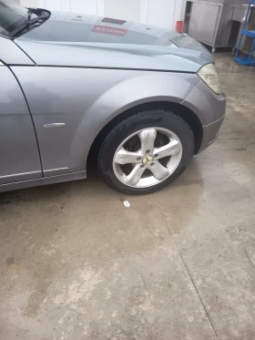 Mercedes-Benz 220, снимка 5