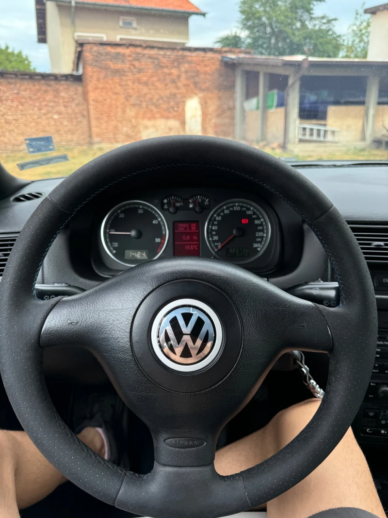 VW Golf, снимка 6 - Автомобили и джипове - 47094936