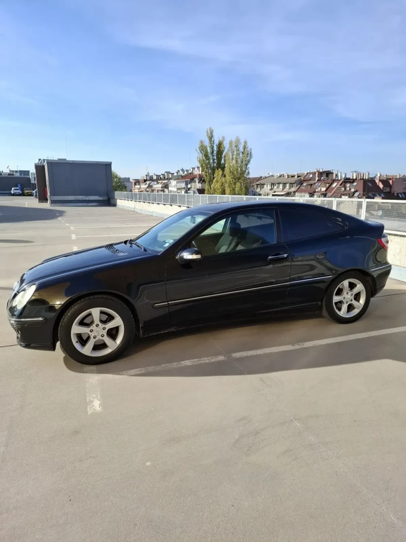 Mercedes-Benz C 180 Kompressor, снимка 6 - Автомобили и джипове - 47726430