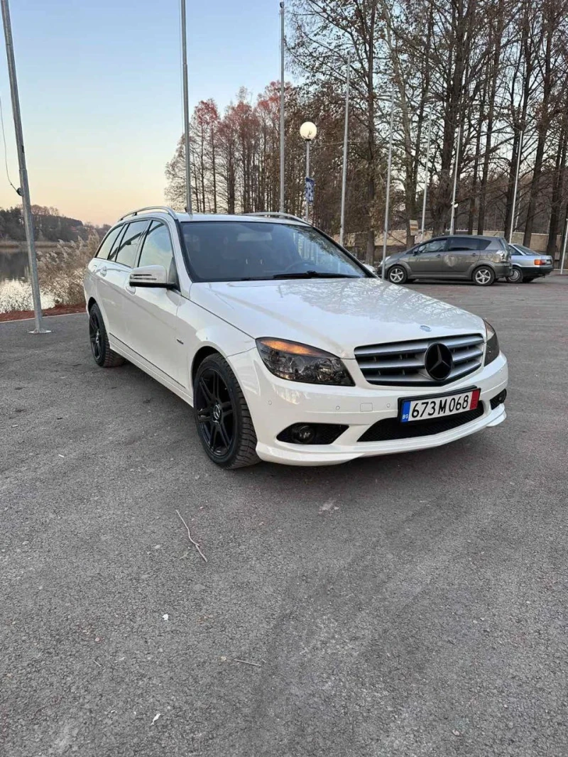 Mercedes-Benz C 220 AMG PACK, снимка 2 - Автомобили и джипове - 48159386