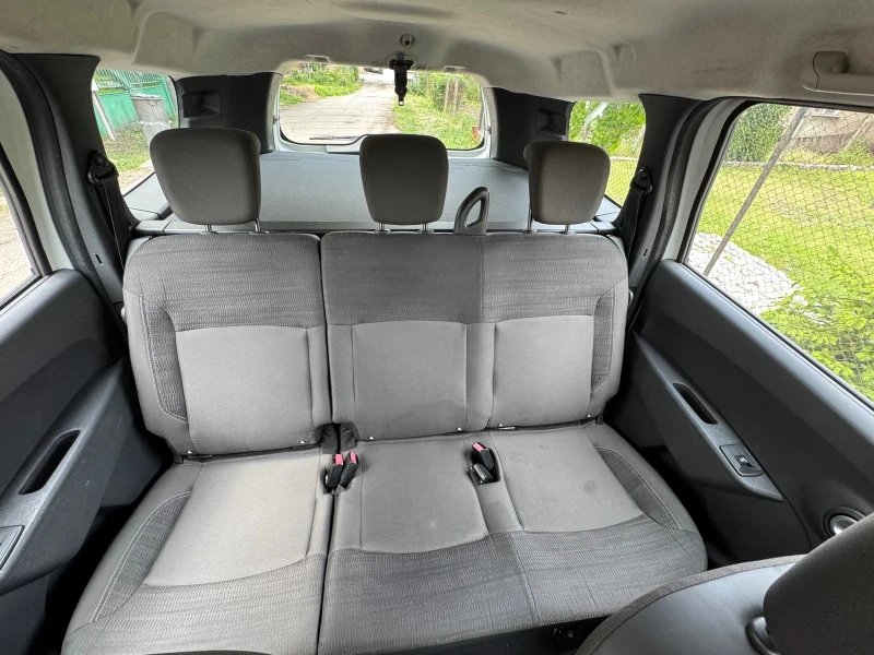 Dacia Lodgy 1.6, снимка 5 - Автомобили и джипове - 52249937