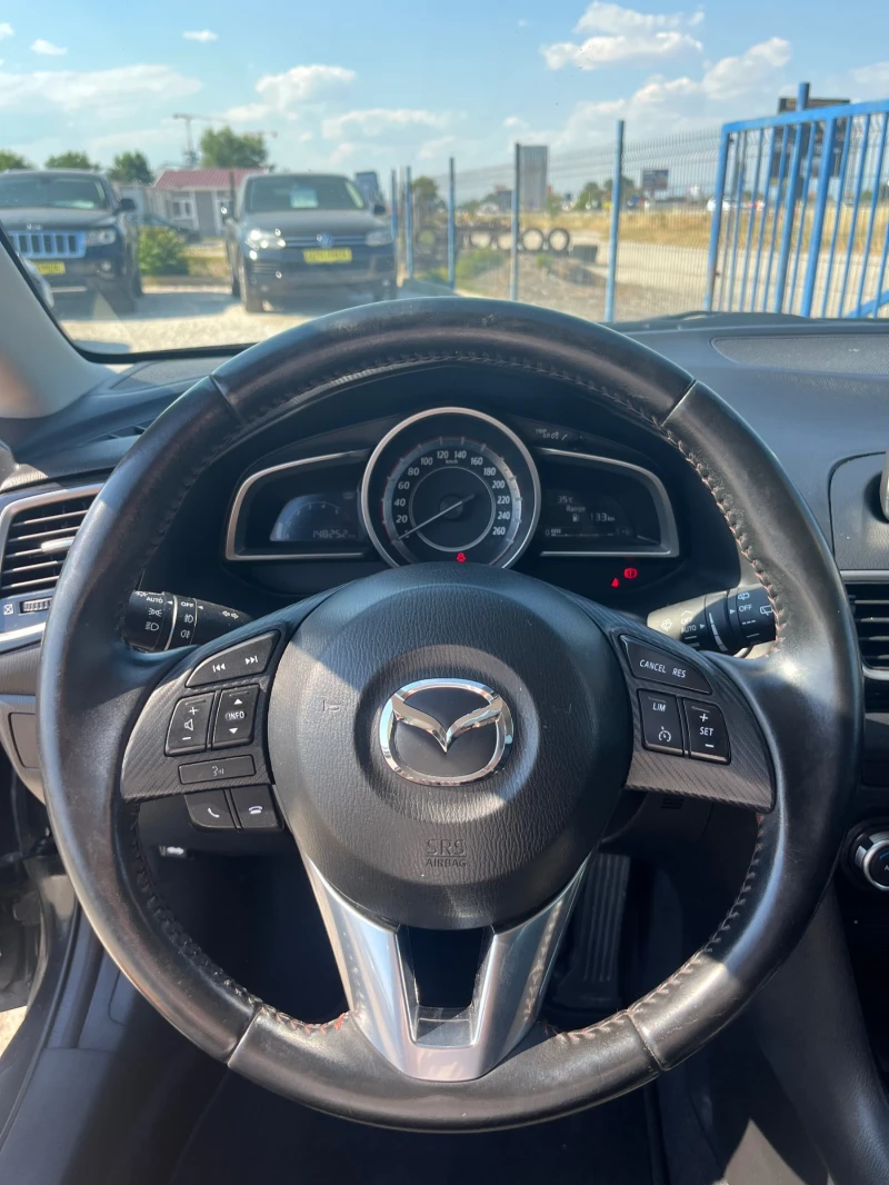 Mazda 3 2.2 SKYACTIV, снимка 9 - Автомобили и джипове - 51016127