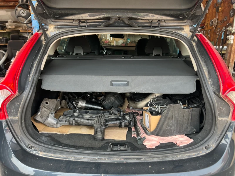 Volvo V60 D3-163к.с , снимка 10 - Автомобили и джипове - 51190811