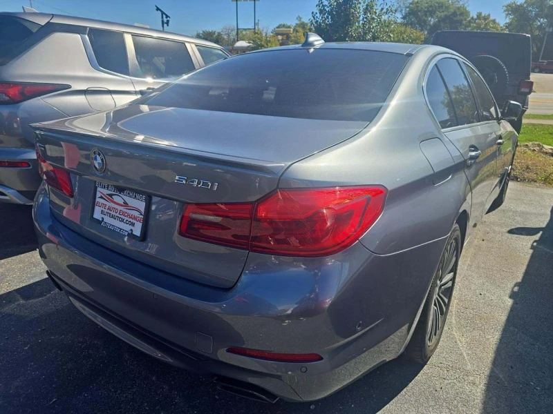 BMW 540 Head Up* Harman Kardon* Adaptive LED* 360, снимка 3 - Автомобили и джипове - 52317632