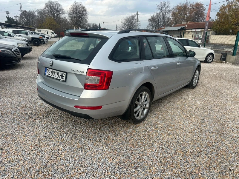 Skoda Octavia 1.6 TDI, снимка 6 - Автомобили и джипове - 52564129