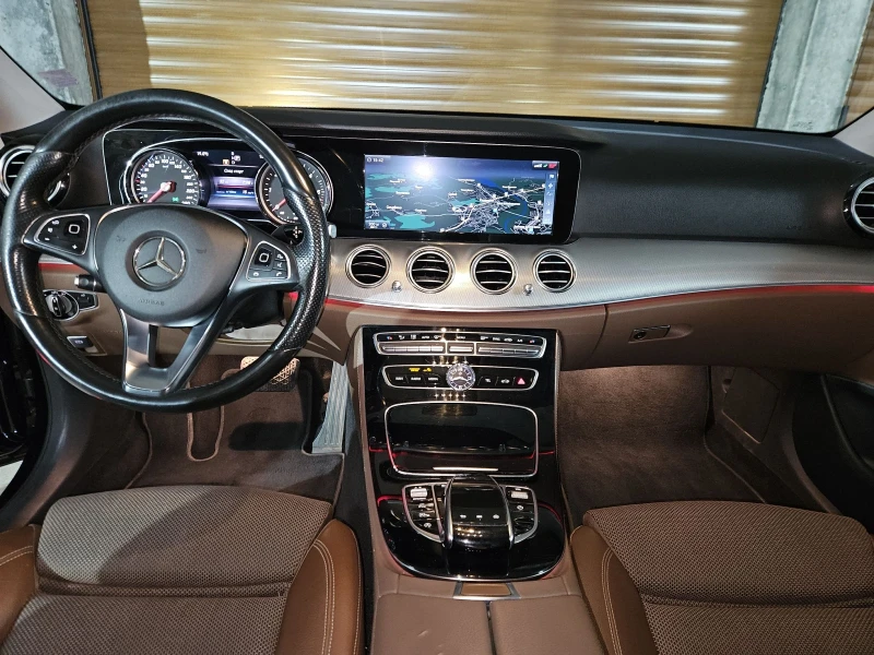 Mercedes-Benz E 220, снимка 9 - Автомобили и джипове - 52903062