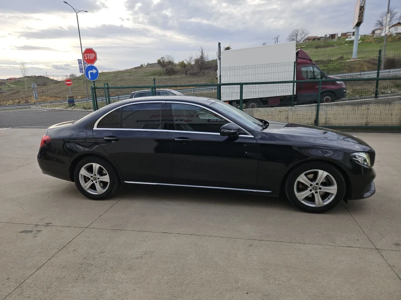 Mercedes-Benz E 220, снимка 5 - Автомобили и джипове - 52903062